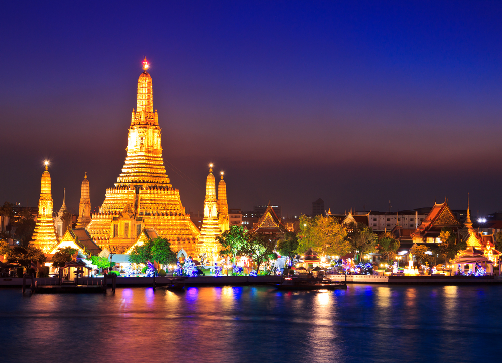 Eksotisme Wat Arun di Bangkok-Thailand