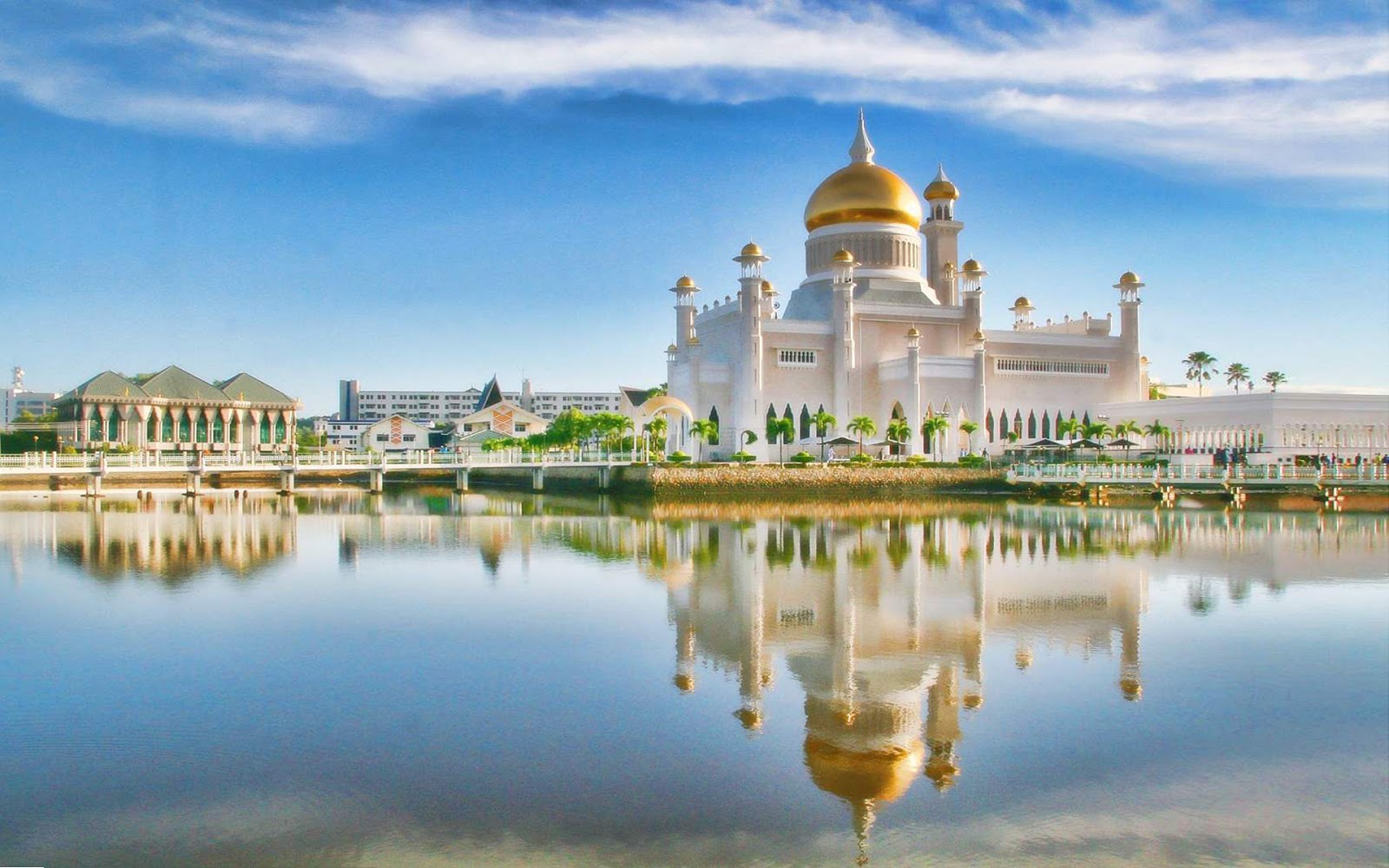 Brunei Darussalam: Wisata Luar Negeri Alternatif, Peluang Untuk Bisnis Anda