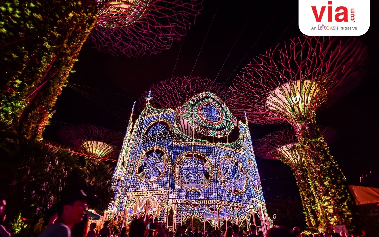 Natal di Asia: Tradisi Unik yang Memikat Hati